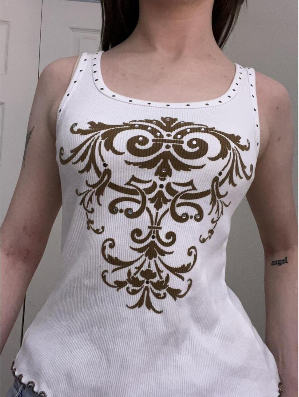 fitted graphic top ornate
